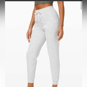 Lululemon Scuba Jogger - 10